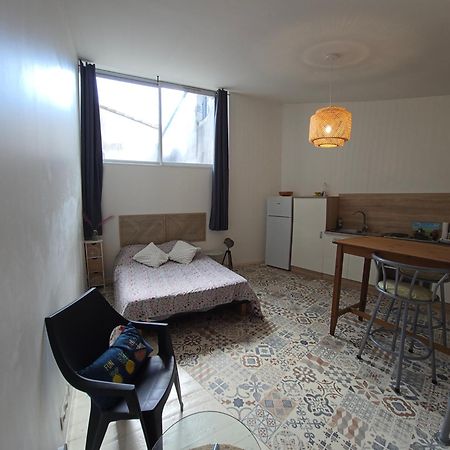 Appartement En Duplex Viviers Exterior foto
